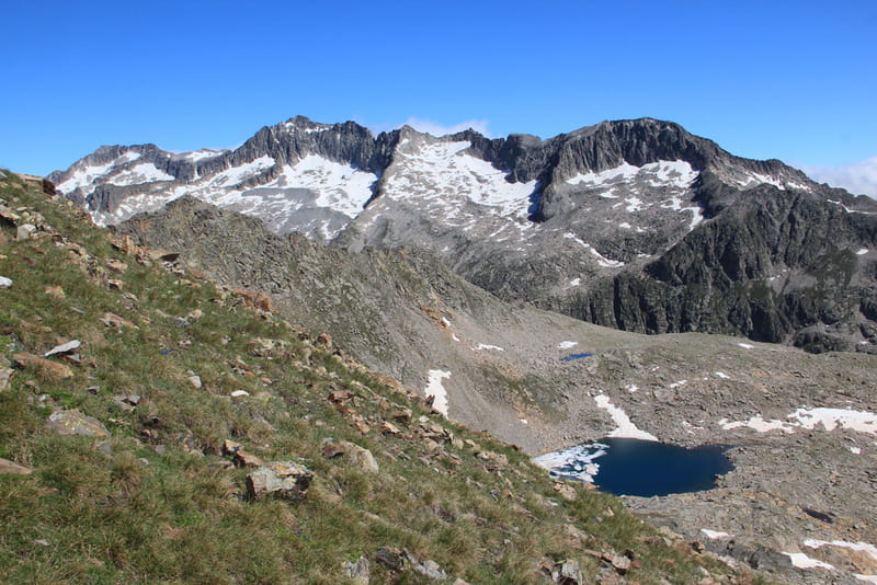 Ibón Chelat de Coma Arnau